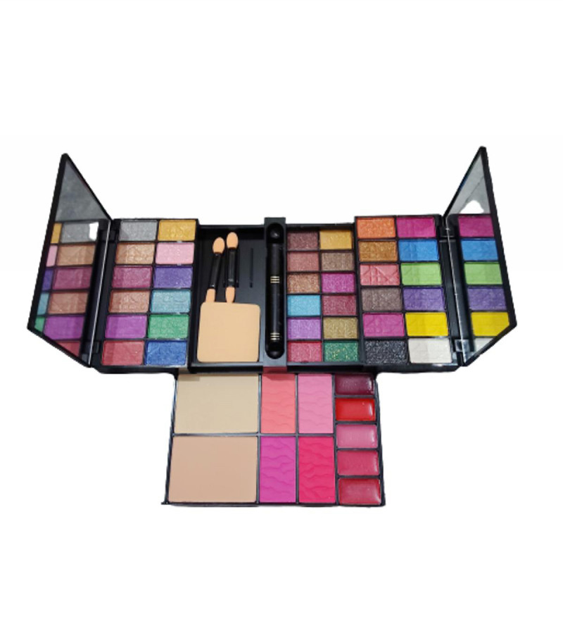 B.B LOVELY MAKE UP KIT PALETTE 4 in 1