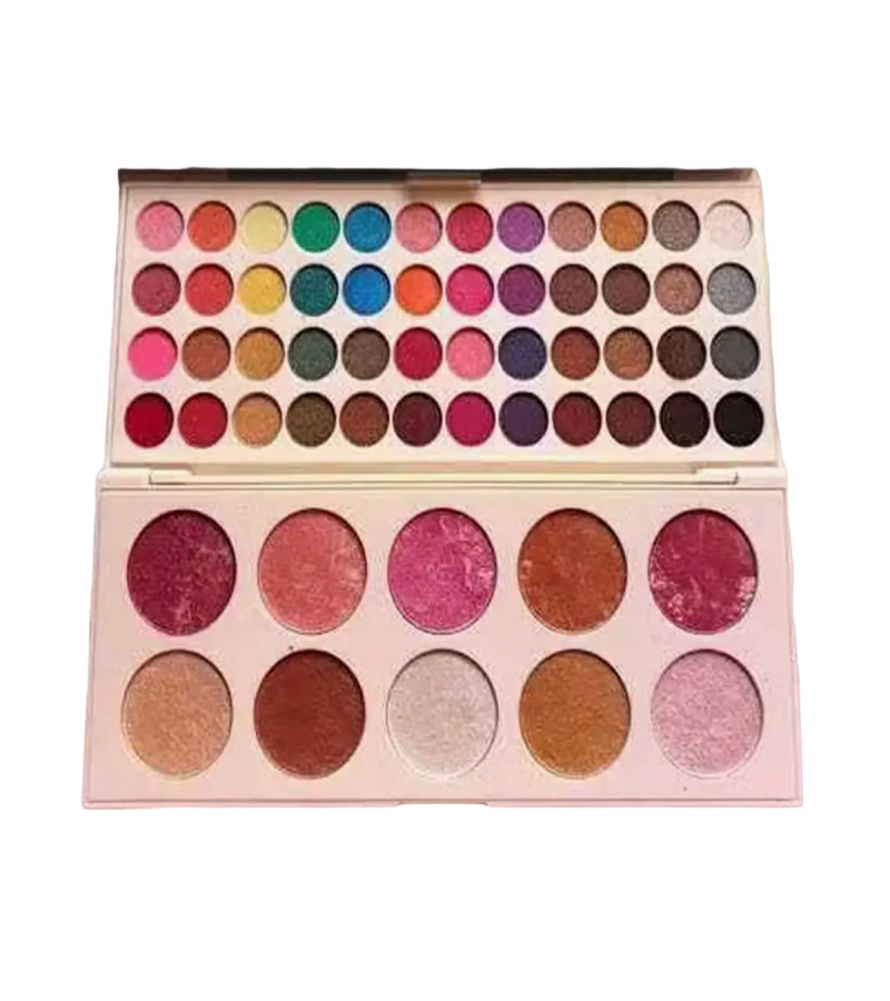Make up Palette eyeshadows,blush on,and high lighter complete palette