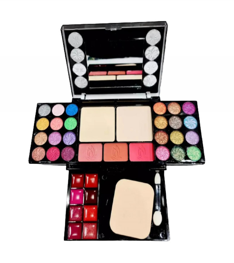 New Makeup BB palet 4 in 1
