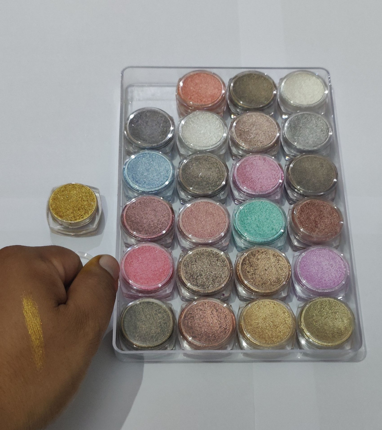 Pressed Creamy And Shimmery Eyeshadows Pack of 24